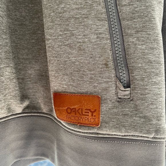 Oakley Factory Pilot water resistant crew neck sweater - Picture 2 of 3